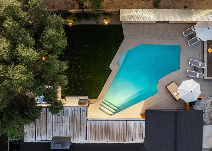Modern Retreat With Pool Hot Tub Outdoor Kitchen Ferienhaus Scottsdale